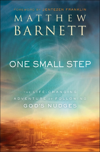 Бумажная книга «One Small Step: The Life-Changing Adventure of Following God's Nudges», автор Мэтью Барнетт - фото №1