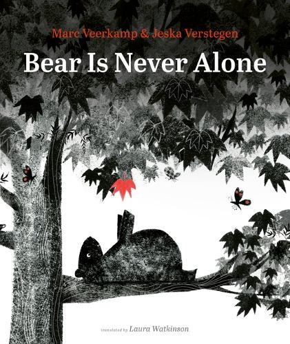 Паперова книга «Bear Is Never Alone», автор Марк Веркамп - фото №1