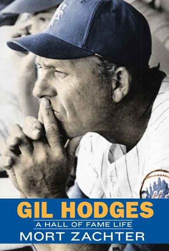 Бумажная книга «Gil Hodges: A Hall of Fame Life», автор Морт Зактер - фото №1