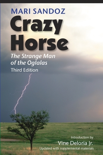 Бумажная книга «Crazy Horse: The Strange Man of the Oglalas», автор Мари Сандос - фото №1