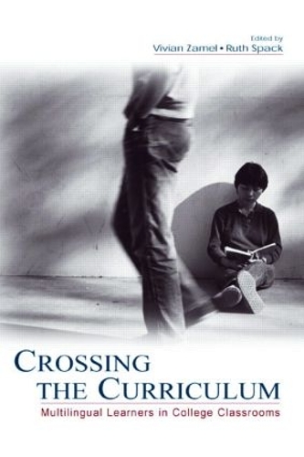 Паперова книга «Crossing the Curriculum: Multilingual Learners in College Classrooms» - фото №1