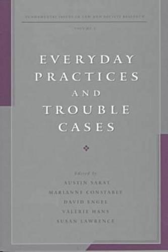 Бумажная книга «Fundamental Issues in Law and Society», автор Остин Сарат - фото №1