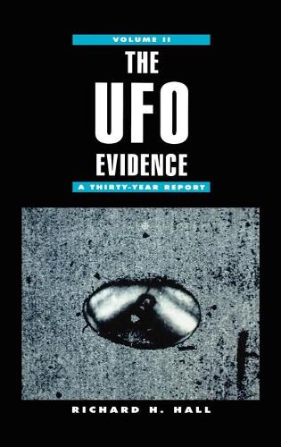 Паперова книга «The UFO Evidence: A Thirty-Year Report», автор Річард Х. Холл - фото №1
