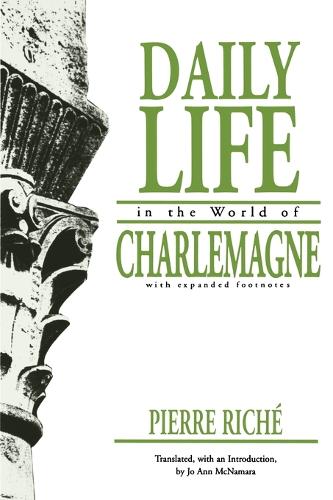 Паперова книга «Daily Life in the World of Charlemagne», автор П'єр Ріш - фото №1