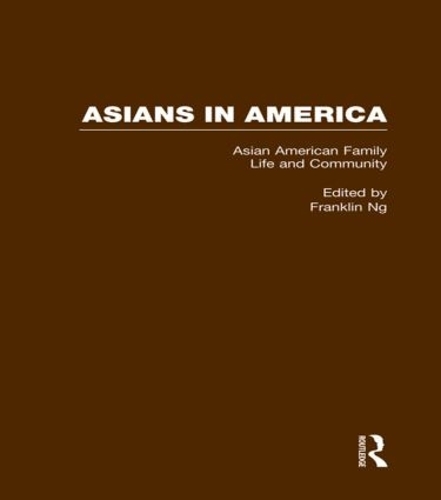 Паперова книга «Asian American Family Life and Community» - фото №1