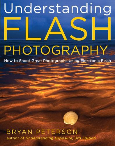 Паперова книга «Understanding Flash Photography», автор Б. Петерсон - фото №1