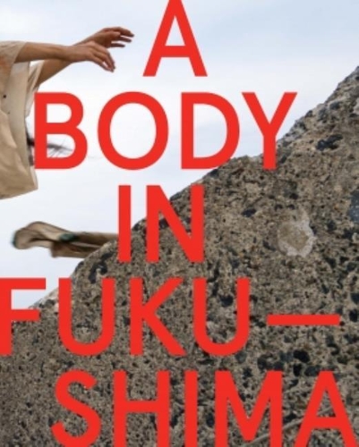 Бумажная книга «A Body in Fukushima», автор Эйко Отаке - фото №1