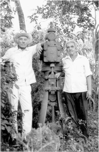 Паперова книга «Myths of Modernity: Peonage and Patriarchy in Nicaragua», автор Елізабет Дор - фото №1