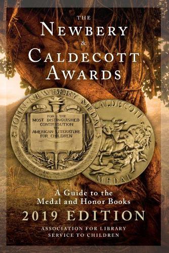 Бумажная книга «The Newbery and Caldecott Awards: A Guide to the Medal and Honor Books», автор Ассоциация библиотечного обслуживания детей (ALSC) - фото №1