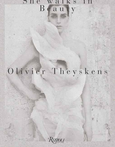 Бумажная книга «Olivier Theyskens: She Walks in Beauty», авторов Каат Дебо, Ванесса Фридман - фото №1