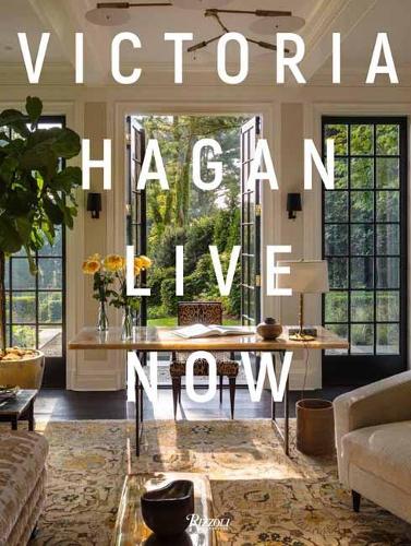  «Victoria Hagan: Live Now, Victoria Hagan: Live Now» - фото №1