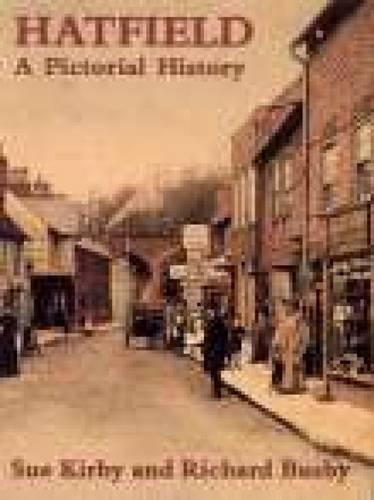 Бумажная книга «Hatfield A Pictorial History», авторов Ричард Басби, Сью Кирби - фото №1