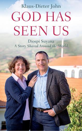 Бумажная книга «God Has Seen Us: Diospi Suyana - A Story Shared Around the World», автор Клаус-Дитер Джон - фото №1