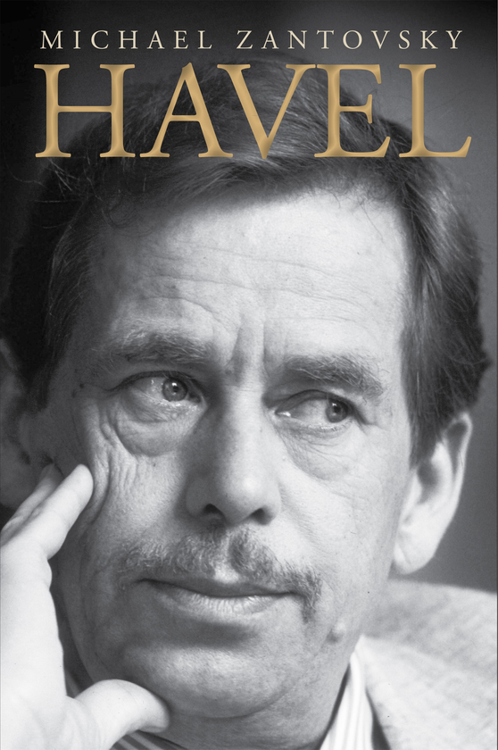 Бумажная книга «Havel. A Life», автор Михаэл Жантовский - фото №1