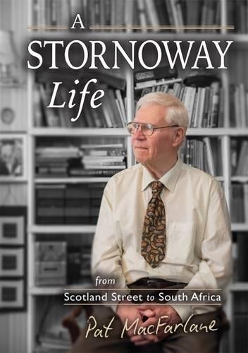 Паперова книга «A Stornoway Life», автор Пет Макфарлейн - фото №1