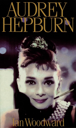 Бумажная книга «Audrey Hepburn», автор Иан Вудворд - фото №1
