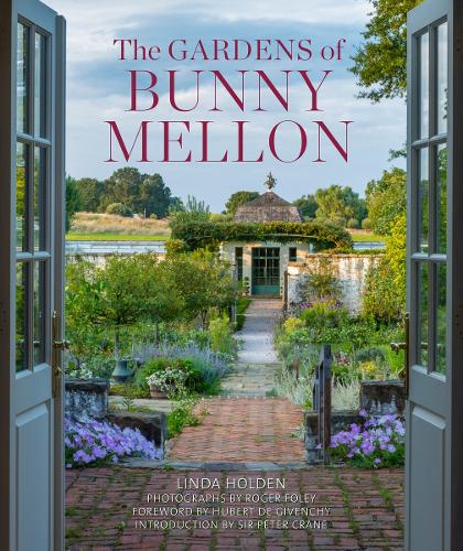 Бумажная книга «The Gardens of Bunny Mellon», автор Линда Джейн Холден - фото №1