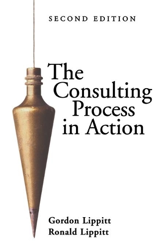 Паперова книга «The Consulting Process in Action», авторів Гордон Л. Ліппітт, Рональд Ліппітт - фото №1