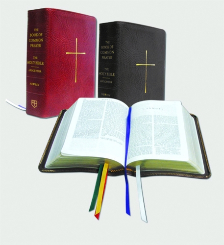 Паперова книга «The Book of Common Prayer and Bible Combination (NRSV with Apocrypha): Black Bonded Leather», автор Church Publishing - фото №1