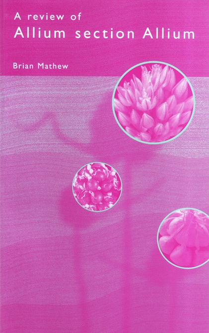 Бумажная книга «Review of Allium Section Allium» - фото №1