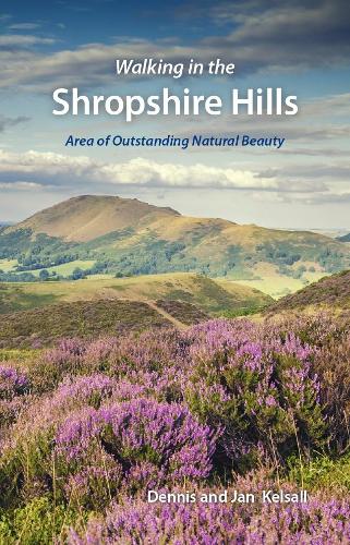 Паперова книга «Walking in the Shropshire Hills: Area of Outstanding Natural Beauty», авторів Денніс Келсалл, Ян Келсалл - фото №1