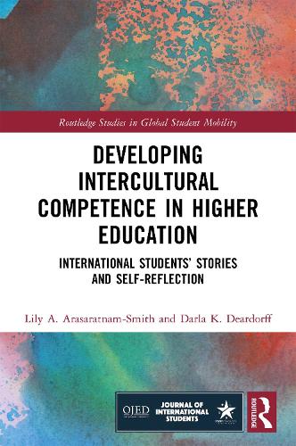 Паперова книга «Developing Intercultural Competence in Higher Education: International Students’ Stories and Self-Reflection», авторів Дарла К. Дірдорф, Лілі А. Арасаратнам-Сміт - фото №1