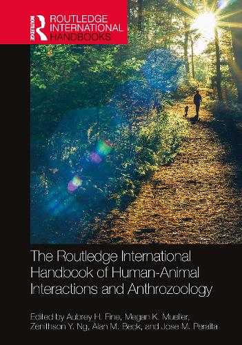 Бумажная книга «The Routledge International Handbook of Human-Animal Interactions and Anthrozoology» - фото №1