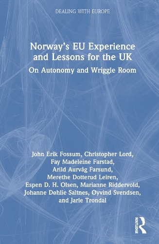 Бумажная книга «Norway’s EU Experience and Lessons for the UK: On Autonomy and Wriggle Room», авторов Арильд Аурвог Фарсунд, Кристофер Лорд, Эспен Д. Х. Ольсен, Фэй Мадлен Фарстад, Йоханна Дохли Сальтнес, Джон Эрик Фоссум, Марианна Риддервольд, Мерете Доттеруд Лейрен, Ойвинд Свендсен - фото №1