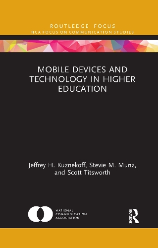 Бумажная книга «Mobile Devices and Technology in Higher Education», авторов Джеффри Х. Кузнекофф, Скотт Титсворт, Стиви М. Мунц - фото №1