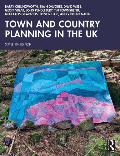 Бумажная книга «Town and Country Planning in the UK», авторов Барри Каллингворт, Дэвид Вебб, Джефф Вигар, Джон Пендлбери, Менелаос Гкарциос, Симин Давуди, Тим Тауншенд, Тревор Харт, Винсент Надин - фото №1