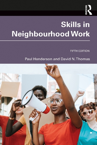 Паперова книга «Skills in Neighbourhood Work», авторів Девід Н. Томас, Пол Хендерсон - фото №1