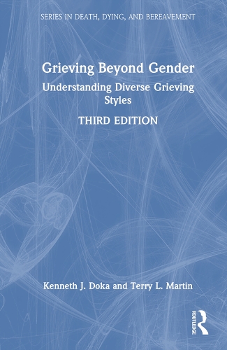 Паперова книга «Grieving Beyond Gender: Understanding Diverse Grieving Styles», авторів Кеннет Дж. Дока, Террі Л. Мартін - фото №1