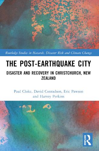 Паперова книга «The Post-Earthquake City: Disaster and Recovery in Christchurch, New Zealand», авторів Девід Конрадсон, Ерік Поусон, Гарві К. Перкінс, Пол Клок - фото №1