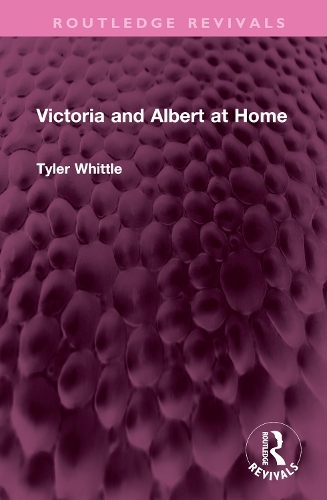 Паперова книга «Victoria and Albert at Home», автор Тайлер Віттл - фото №1