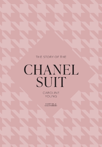 Бумажная книга «The Story of the Chanel Suit», автор Уэлбек - фото №1