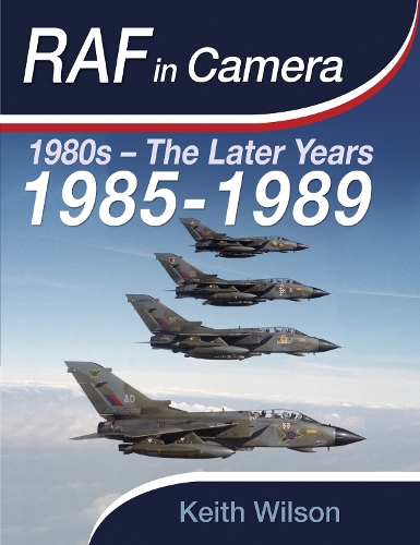 Бумажная книга «RAF in Camera: 1985-1989», автор Кит Уиллсон - фото №1
