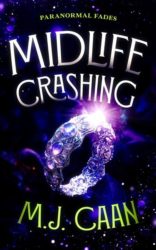 Бумажная книга «Midlife Crashing: Half Moon Bay Witches», автор М. Дж. Каан - фото №1