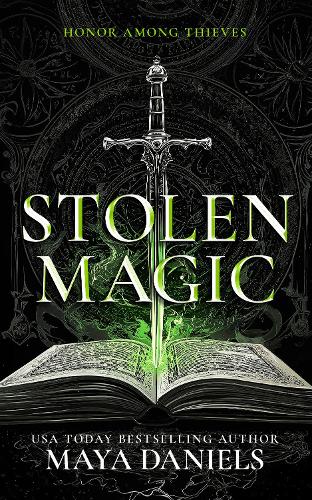 Бумажная книга «Stolen Magic: Snarky Urban Fantasy», автор Майя Дэниелс - фото №1