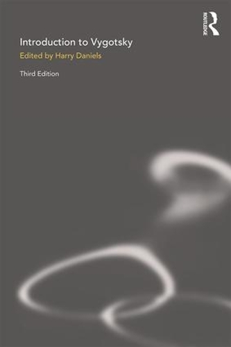 Паперова книга «Introduction to Vygotsky» - фото №1