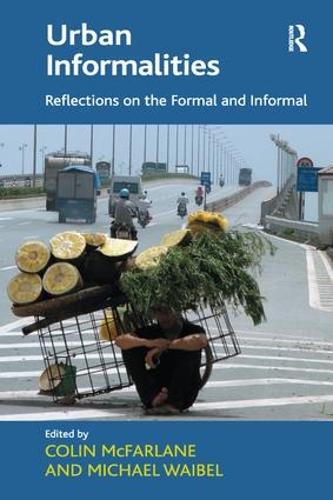 Бумажная книга «Urban Informalities: Reflections on the Formal and Informal», автор Майкл Вайбель - фото №1