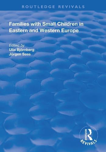 Бумажная книга «Families with Small Children in Eastern and Western Europe» - фото №1