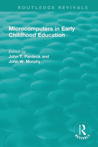 Паперова книга «Microcomputers in Early Childhood Education» - фото №1