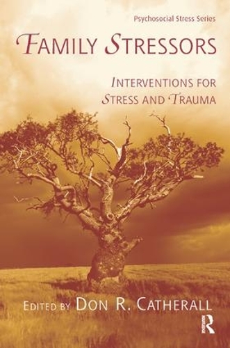 Паперова книга «Family Stressors: Interventions for Stress and Trauma» - фото №1