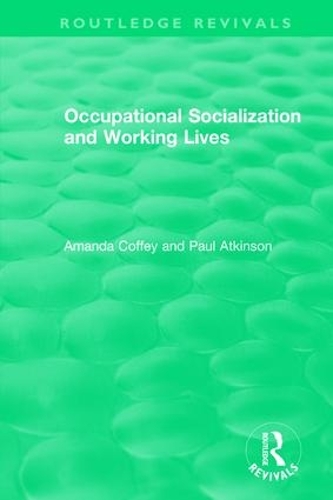 Бумажная книга «Occupational Socialization and Working Lives (1994)», авторов Аманда Коффи, Пол Аткинсон - фото №1