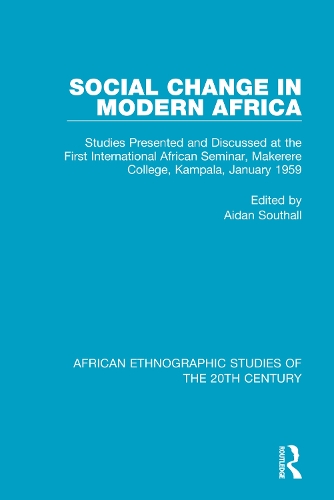 Паперова книга «Social Change in Modern Africa: Studies Presented and Discussed at the First International African Seminar, Makerere College, Kampala, January 1959» - фото №1