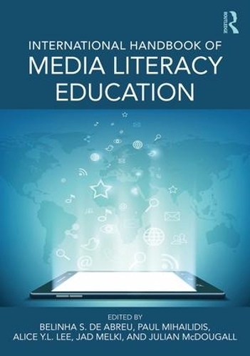 Бумажная книга «International Handbook of Media Literacy Education» - фото №1