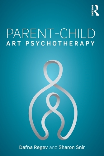 Паперова книга «Parent-Child Art Psychotherapy», авторів Дафна Регев, Шерон Спір - фото №1