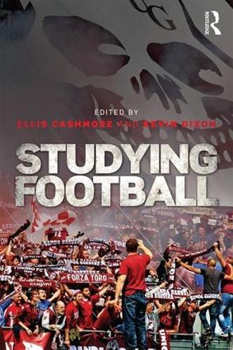 Бумажная книга «Studying Football» - фото №1