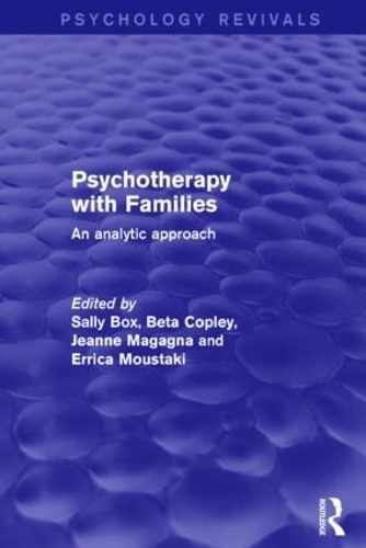 Паперова книга «Psychotherapy with Families: An Analytic Approach» - фото №1