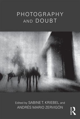 Паперова книга «Photography and Doubt» - фото №1